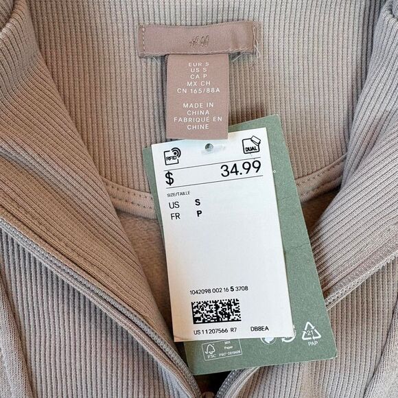 H&M Women's Grey Quarter Zip Scuba Sweatshirt - Picture 2 of 5